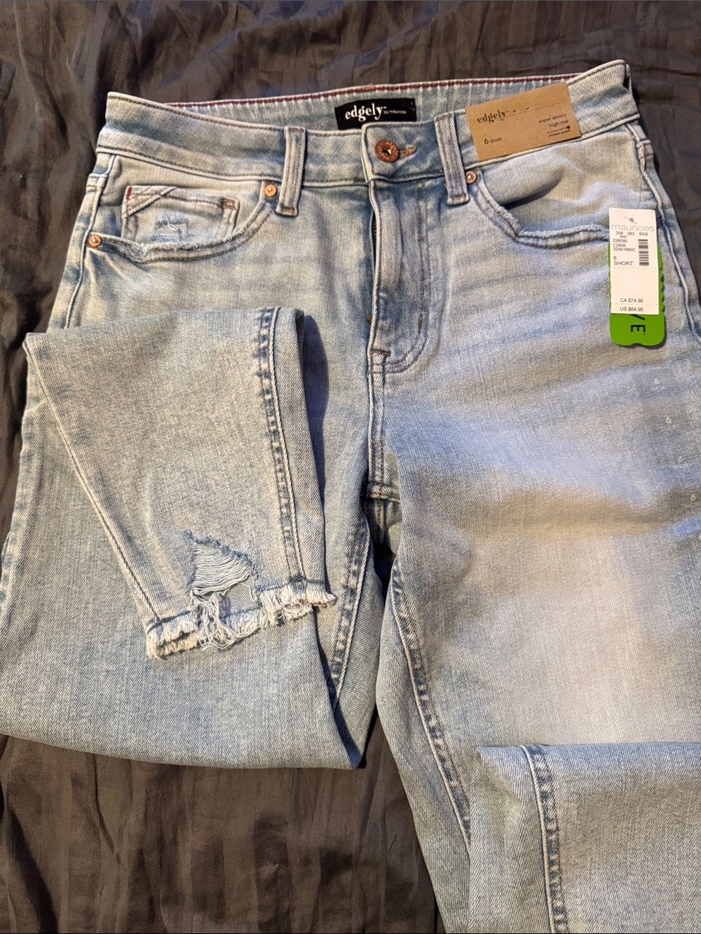 edge Light Blue Cropped Distressed Jeans